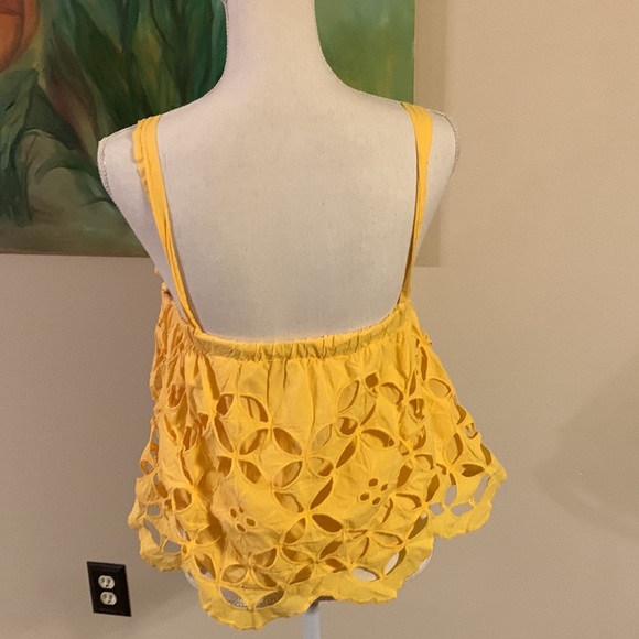 🎉3xHost Pick🎉 Cut-out Overlay Tank Top - Picture 6 of 7